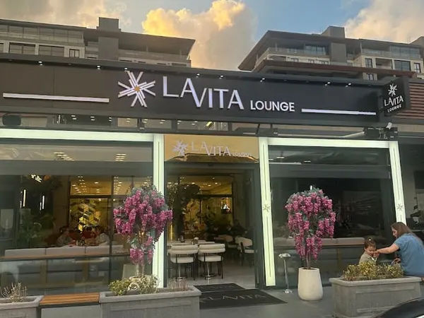 O La Vita Lounge