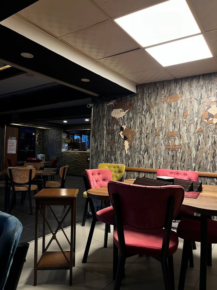 Safir plus nargile cafe