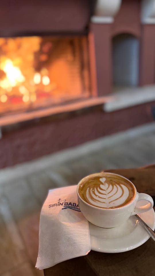 Şirin Baba Lounge