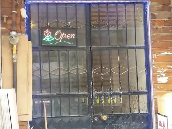 Taşhan Mahzen Nargile Kafe