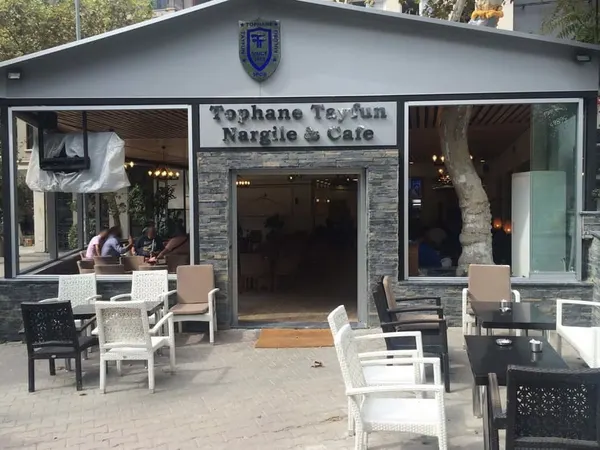 Tophane Tayfun Nargile & Cafe