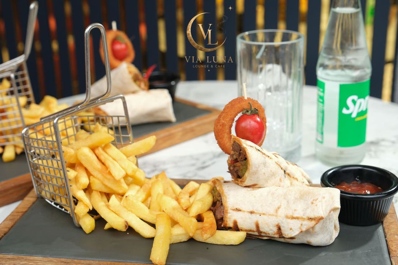Vıa Luna Lounge