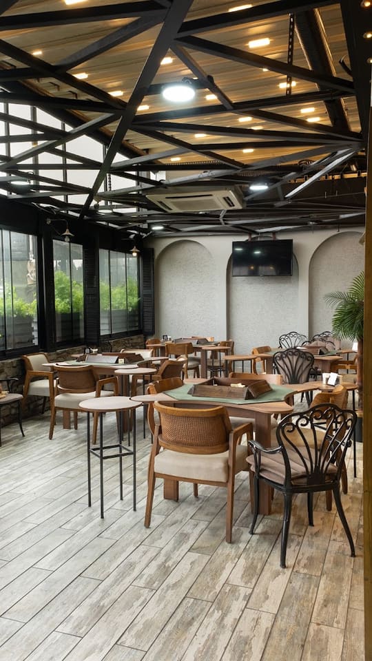 West Galia Lounge Levent