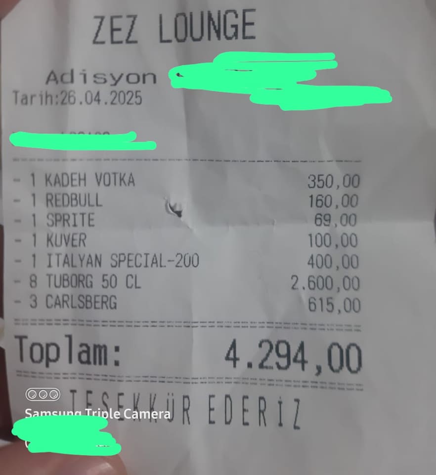 Zez Lounge