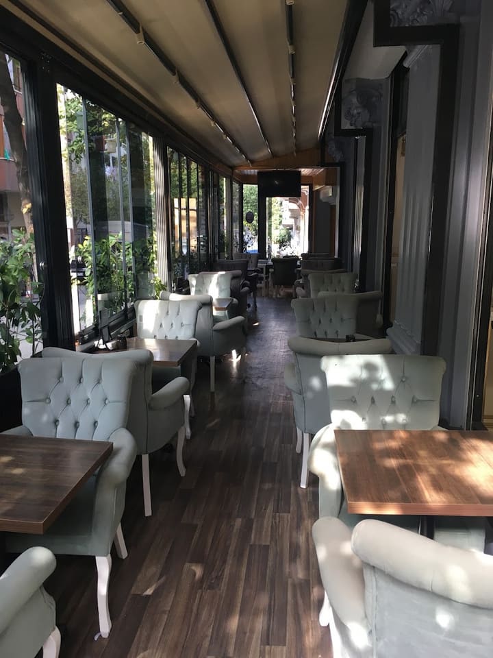 Zlato Lounge Cafe & Nargile